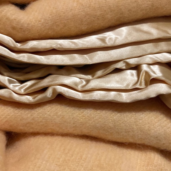 Vintage Kenwood Ramcrest moth proofed pure virgin Wool blanket yellow - Picture 7 of 10